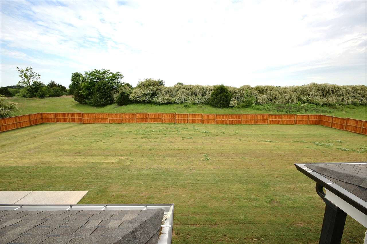 1251 Bray Station Road Collierville, TN 38017 - Photo 21 of 25 Enormous Backyard with privacy behind