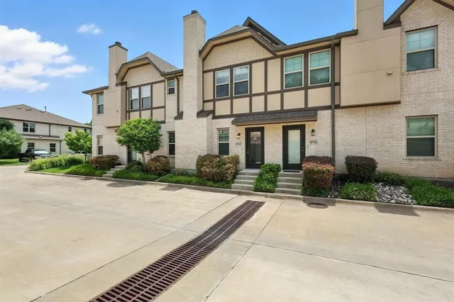 $355,000 | 8712 Tudor Place, Dallas, TX 75228