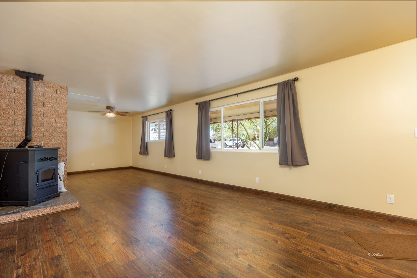 1232 Mayo Street Ridgecrest, CA 93555 - Photo 7 of 31