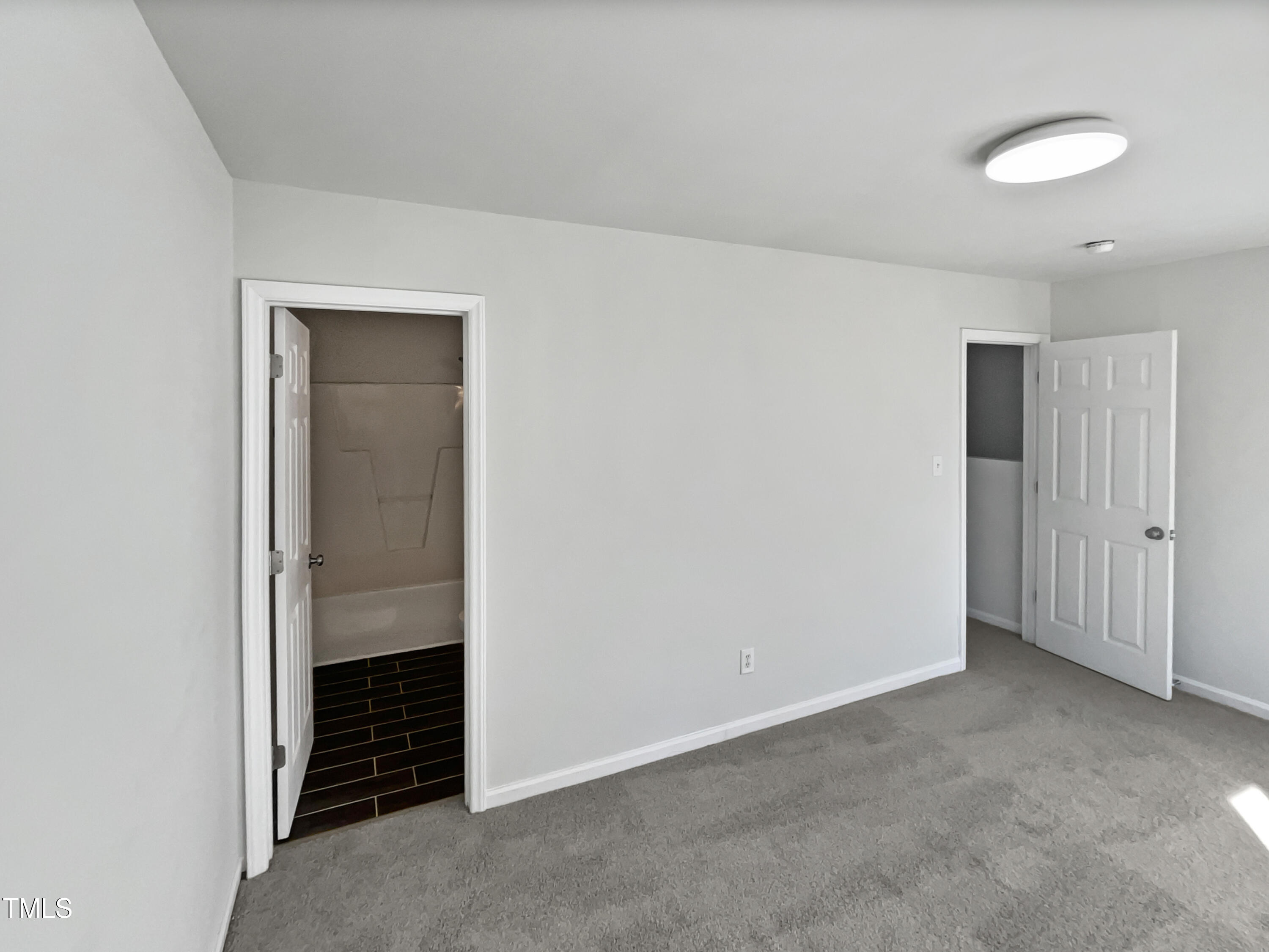 5340 Fayetteville Road Durham, NC 27713 - Photo 5 of 21 photo_05
