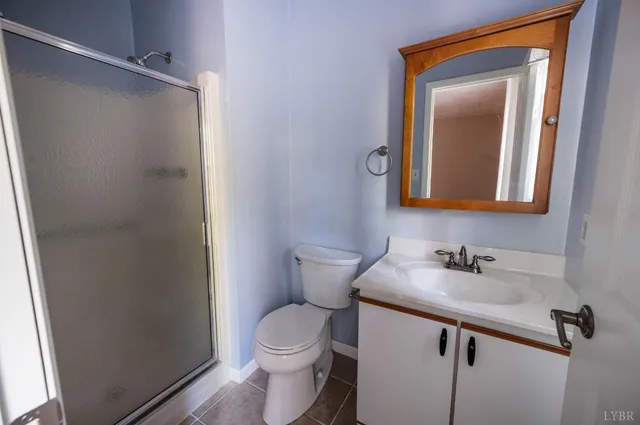 a bath tub sitting in a bathroom
