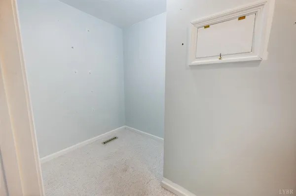 $750,000 | 404 Heather Lane, Huddleston, VA 24104