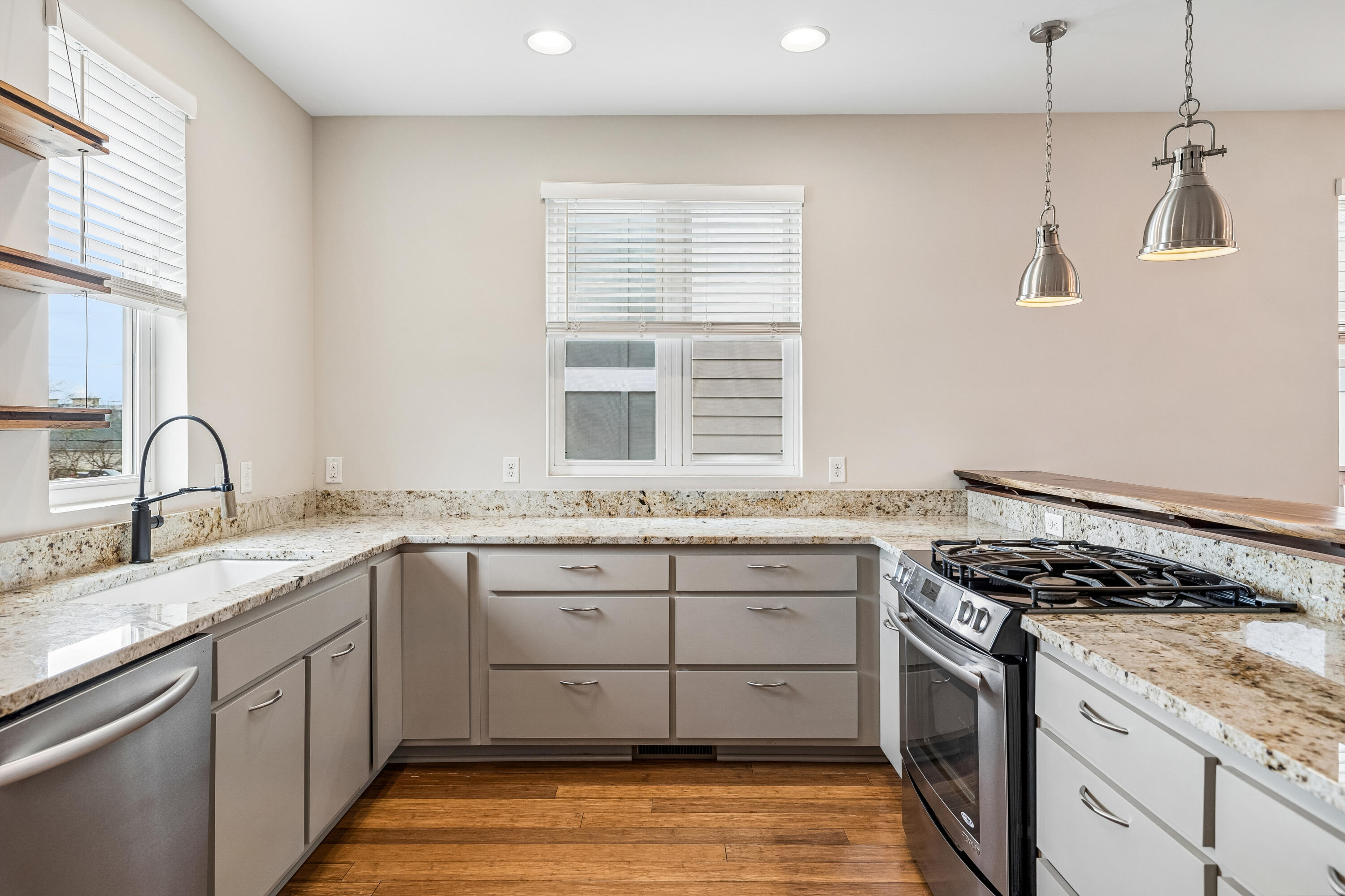 388 Harper Street Chattanooga, TN 37405 - Photo 13 of 37 15-388 Harper St - 013