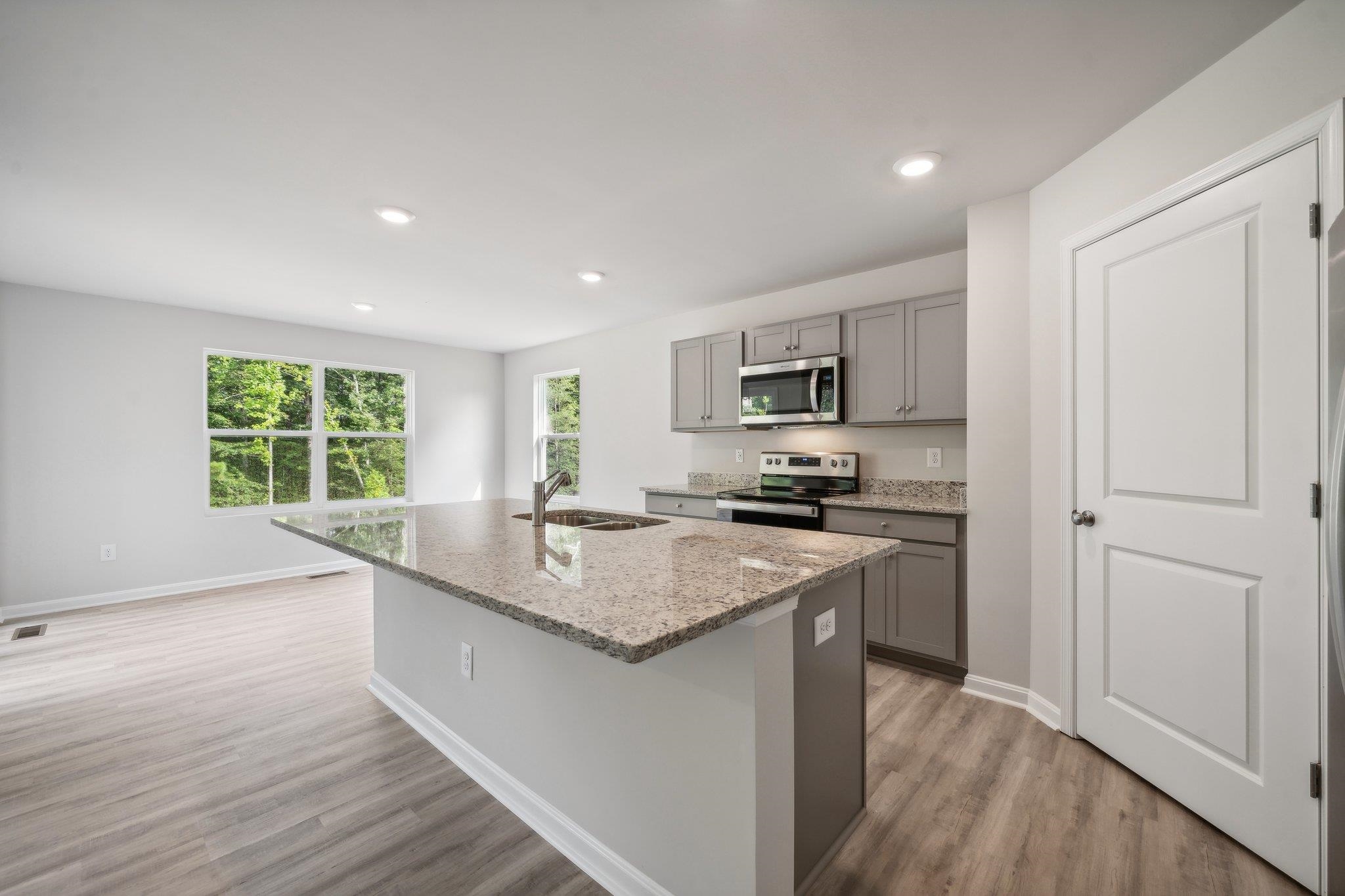 124 Meadow Ridge Way Staunton, VA 24401 - Photo 5 of 20