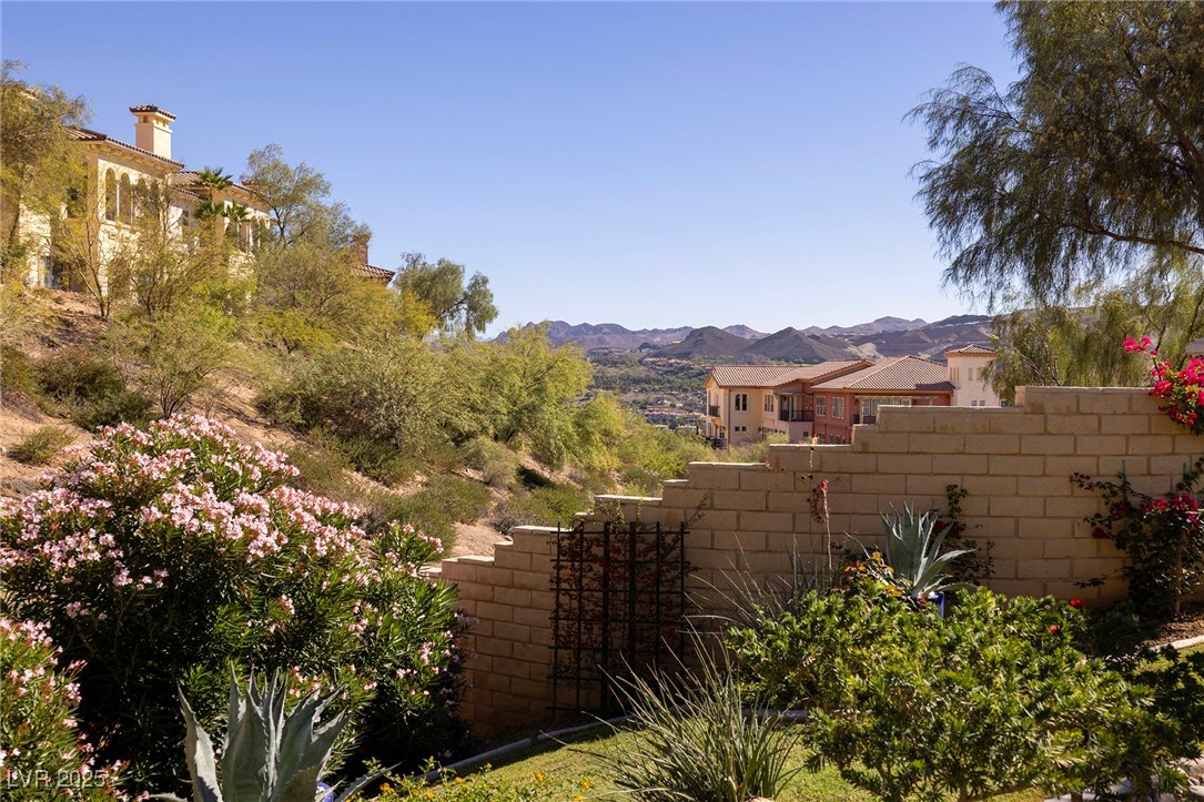 30 Strada Principale Henderson, NV 89011 - Photo 23 of 52