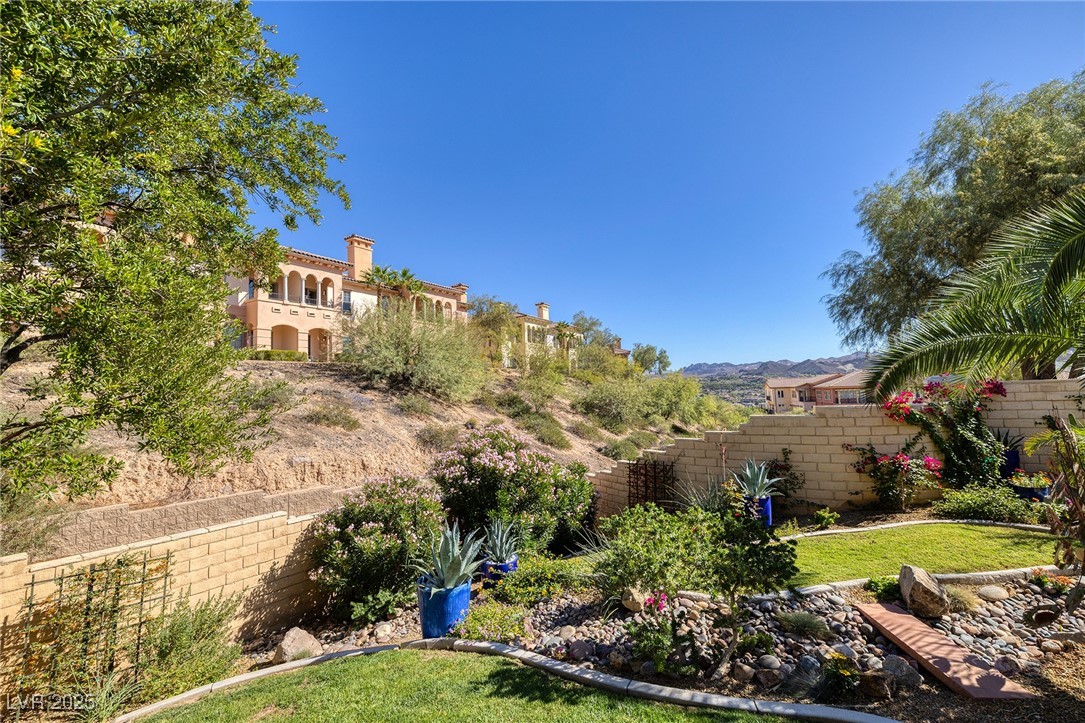 30 Strada Principale Henderson, NV 89011 - Photo 24 of 52