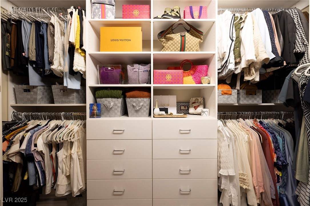 30 Strada Principale Henderson, NV 89011 - Photo 38 of 52