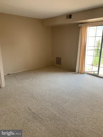 $2,200 | 22319 Mayfield Square, Sterling, VA 20164