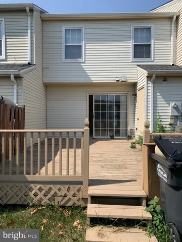 $2,200 | 22319 Mayfield Square, Sterling, VA 20164