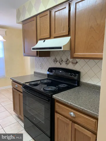 $2,200 | 22319 Mayfield Square, Sterling, VA 20164