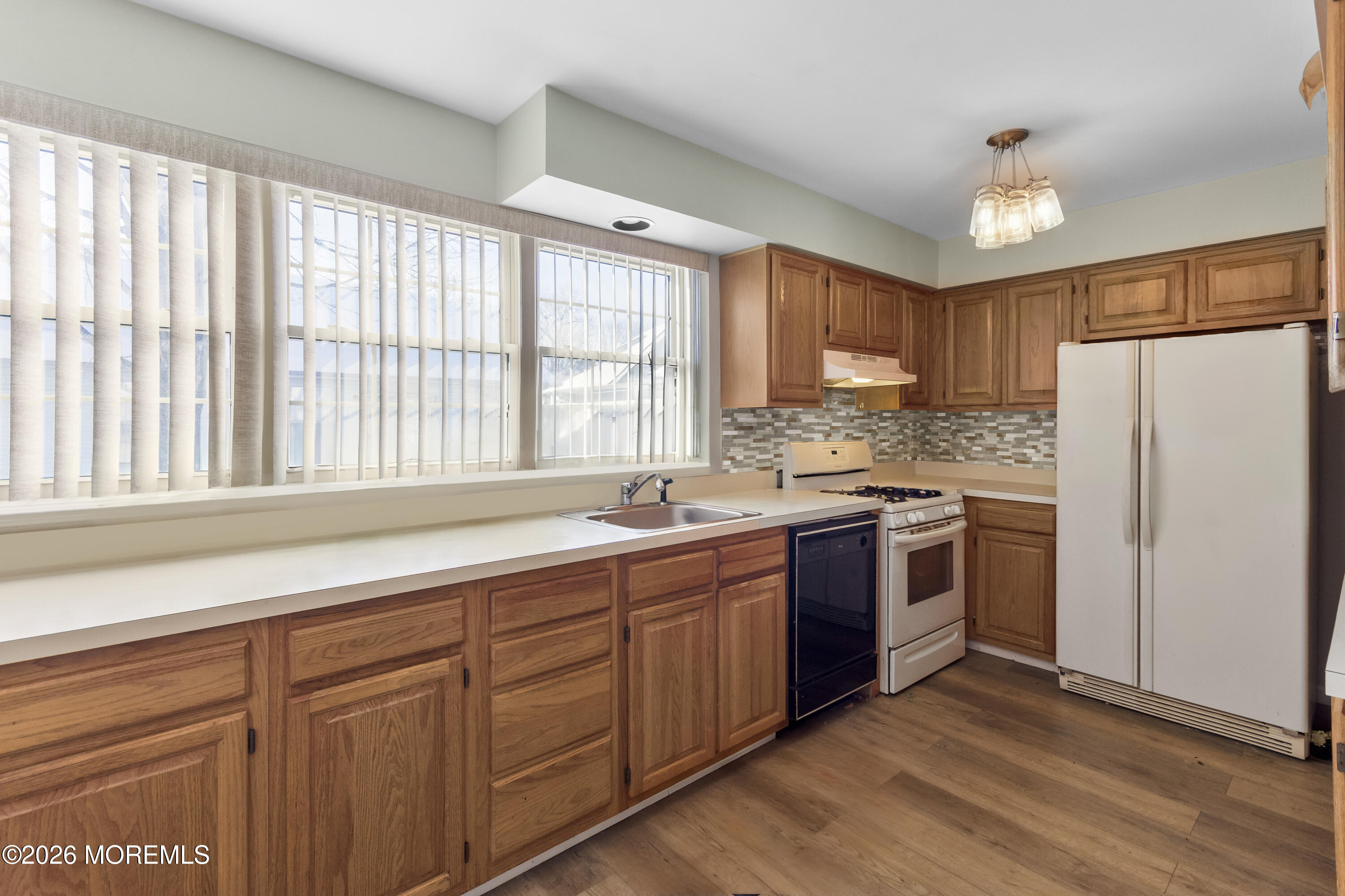 13 Sedgwick Square Jackson, NJ 08527 - Photo 12 of 16 DSC_0099_RT