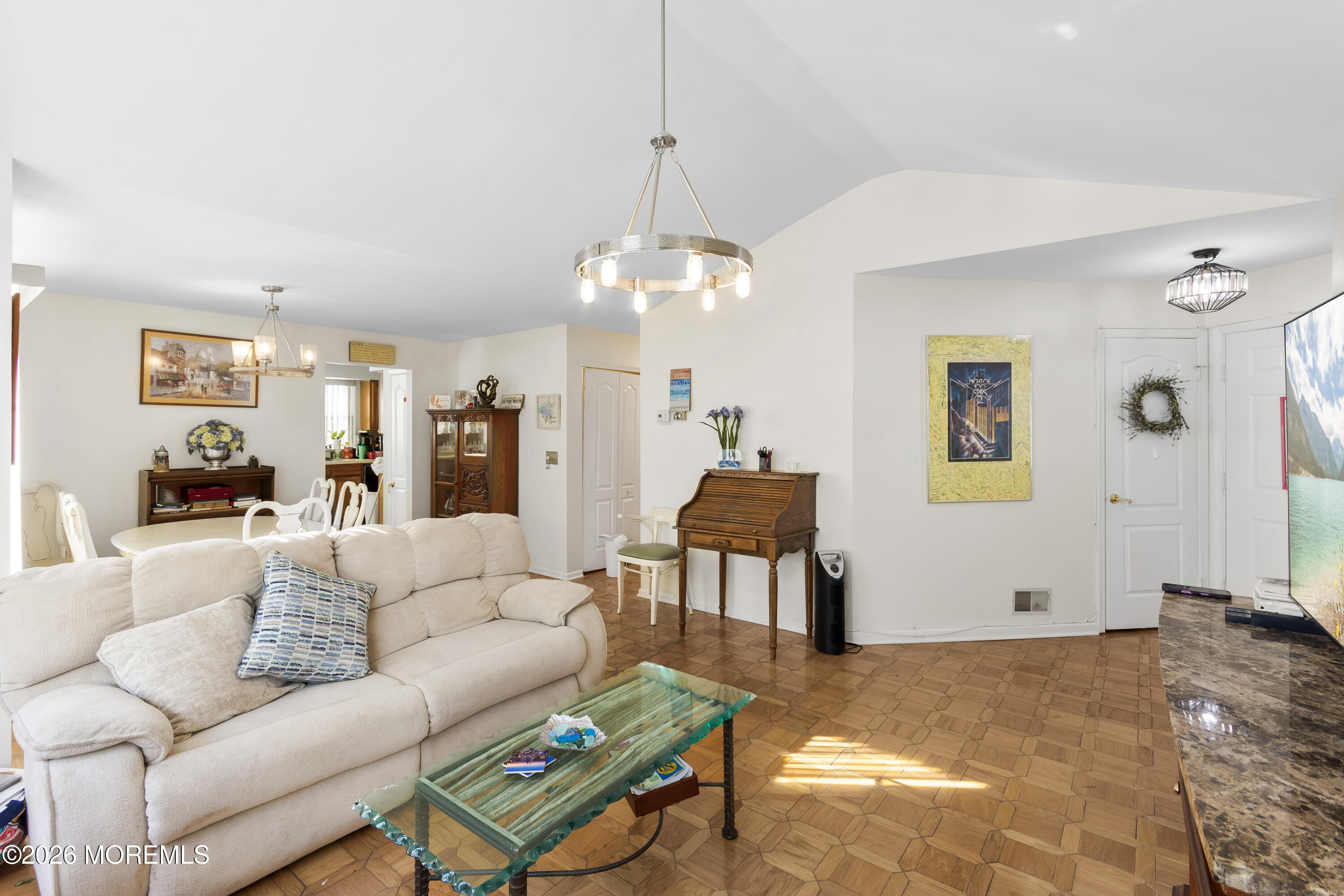 13 Sedgwick Square Jackson, NJ 08527 - Photo 2 of 16 DSC_0039 (2026-01-31T06_09_43.867)