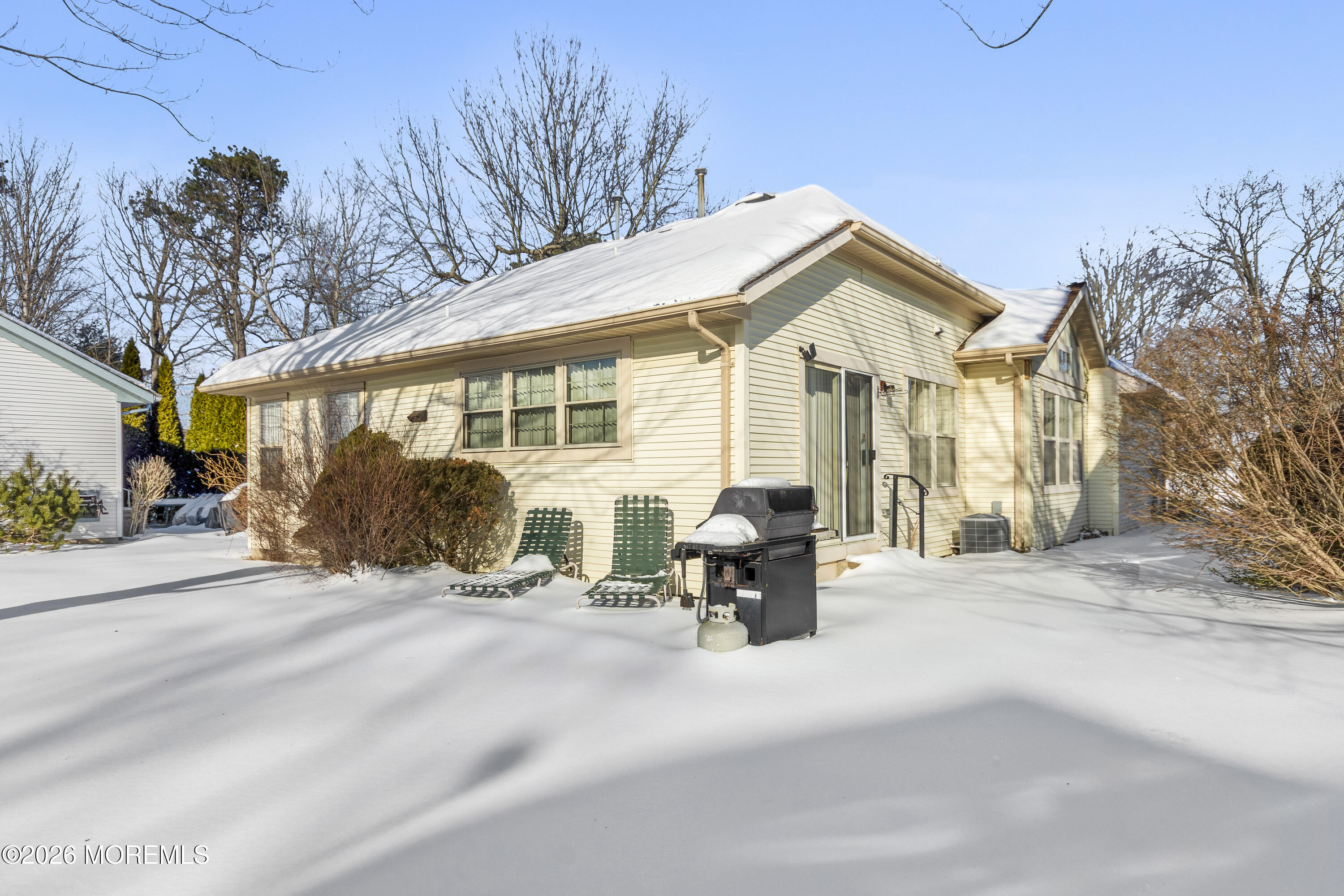 13 Sedgwick Square Jackson, NJ 08527 - Photo 9 of 16 DSC_0106 (2026-01-31T06_11_32.488)