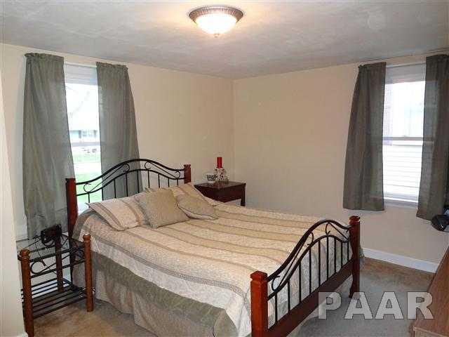 117 Bess Street Washington, IL 61571 - Photo 10 of 16 Gallery Image 10