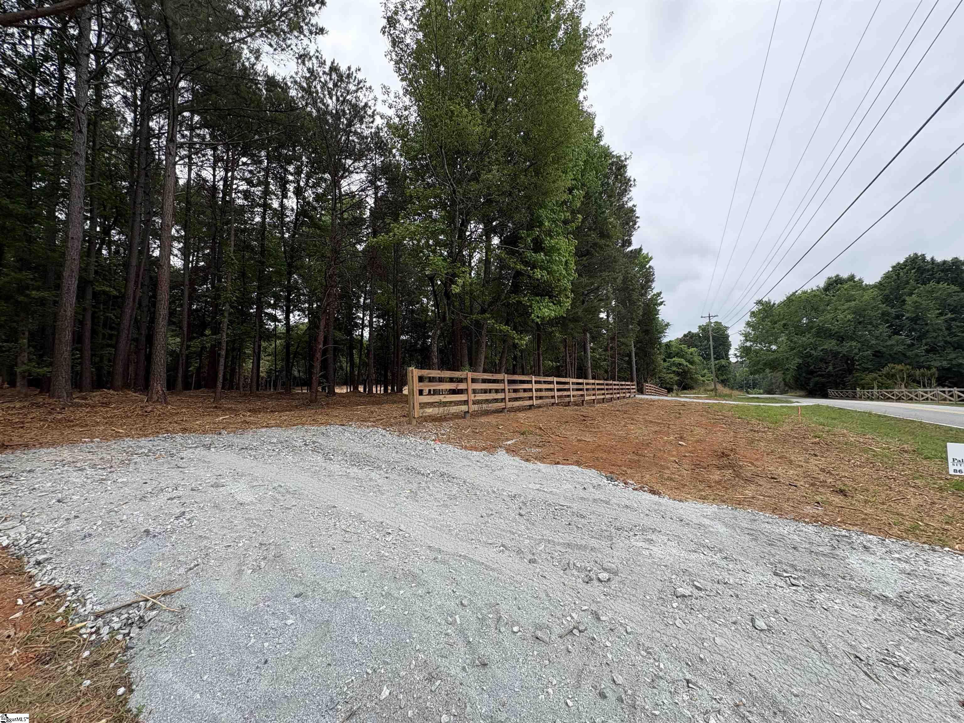 221 Glenn Ferry Road Fair Play, SC 29643 - Photo 4 of 9