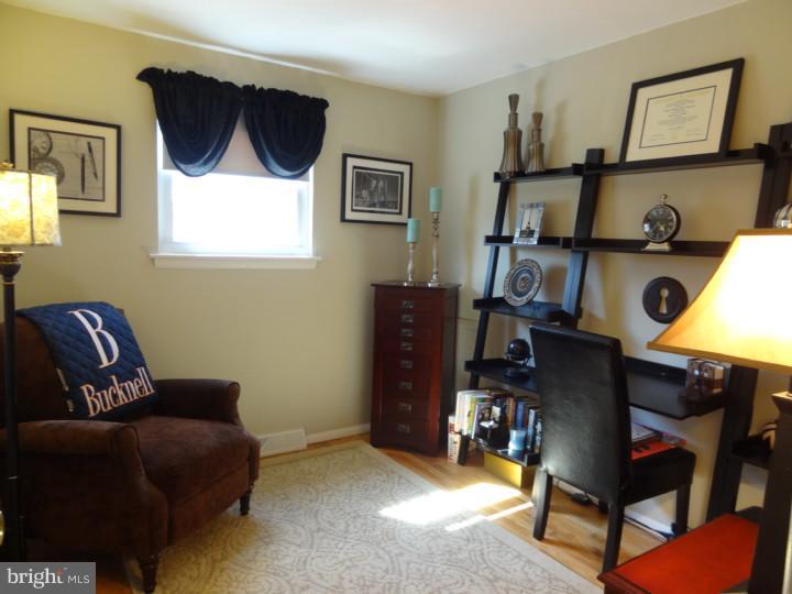 101 Great Oak Road Voorhees, NJ 08043 - Photo 16 of 25 Bedroom 3