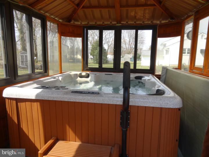 101 Great Oak Road Voorhees, NJ 08043 - Photo 23 of 25 Hot Tub