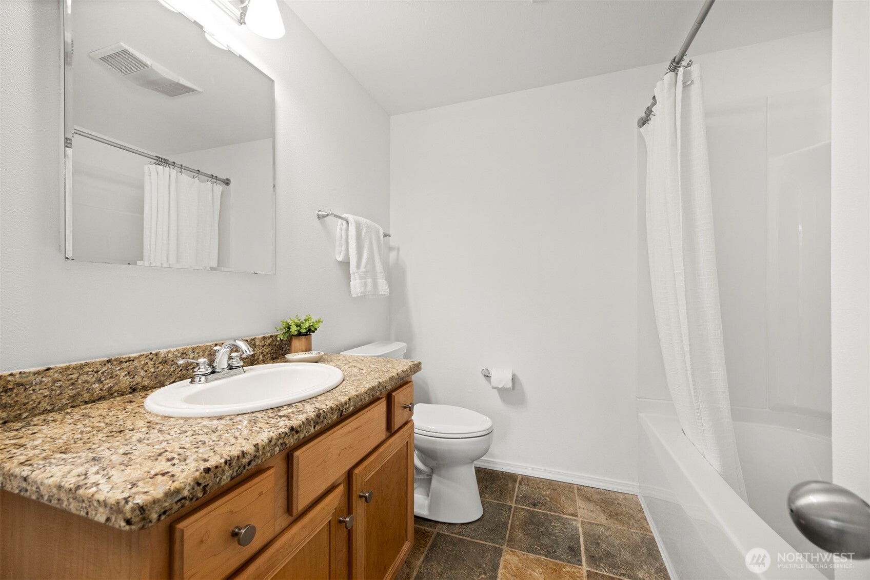 1201 13th Street, Unit 301 Bellingham, WA 98225 - Photo 25 of 40