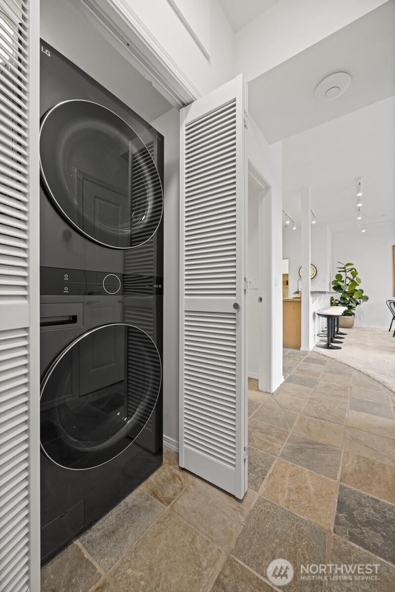 1201 13th Street, Unit 301 Bellingham, WA 98225 - Photo 27 of 40