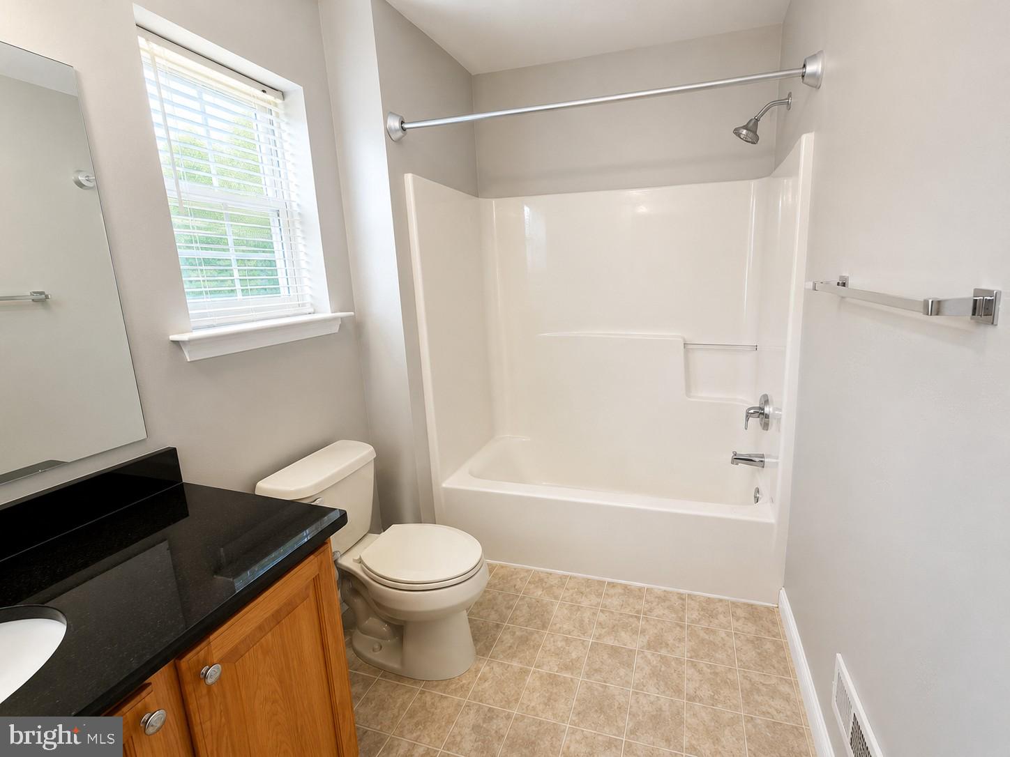 180 Quiet Road Sicklerville, NJ 08081 - Photo 21 of 24 Gallery Image 21