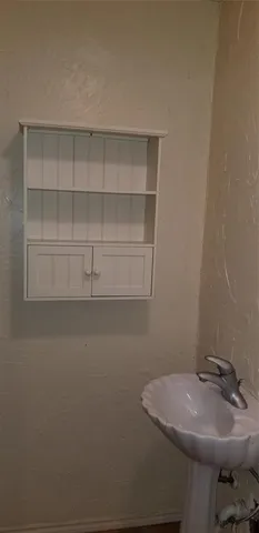 $1,600 | 13022 North State Highway, Anna, TX 75409