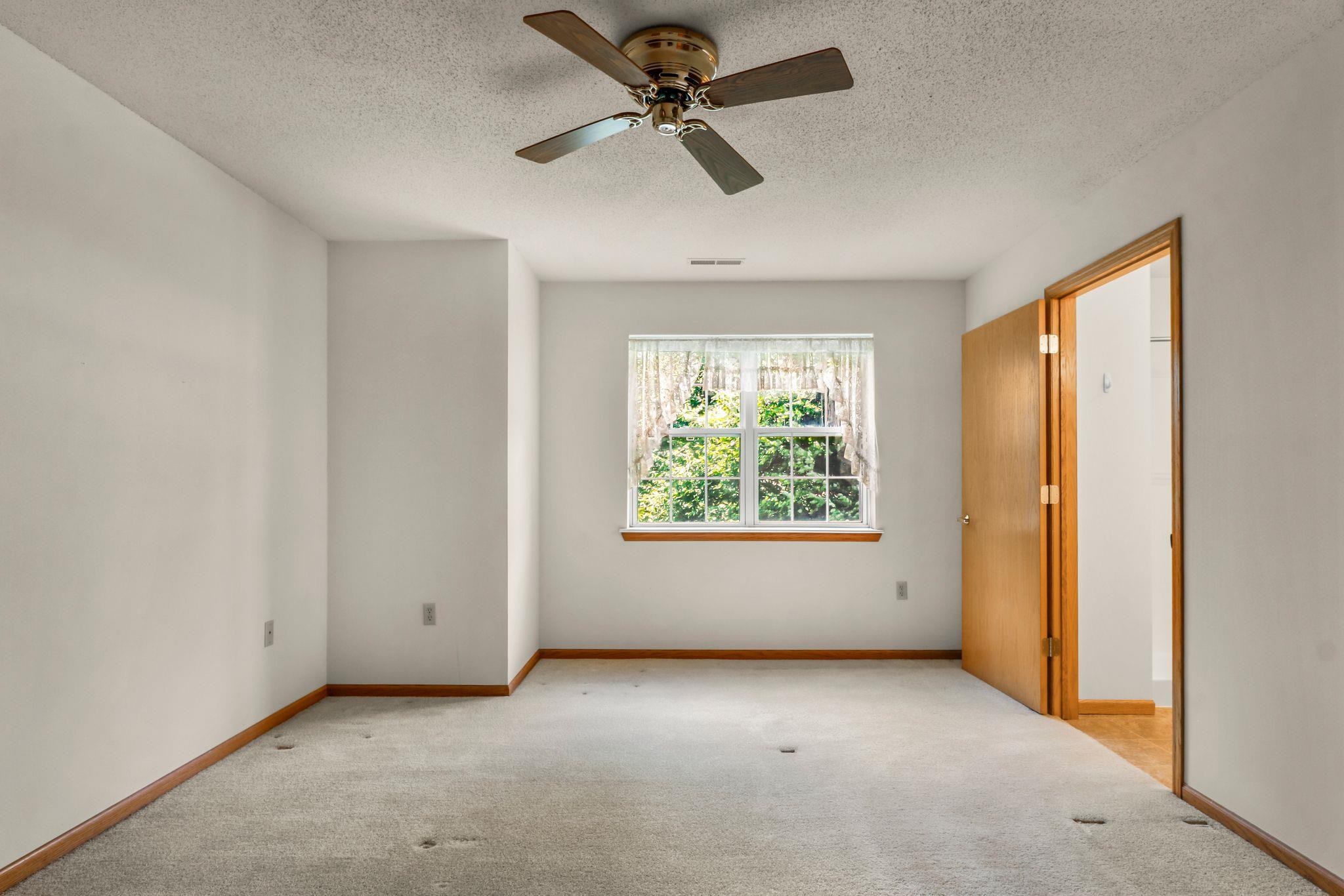 965 Park, Unit 101 Oregon, WI 53575 - Photo 22 of 31