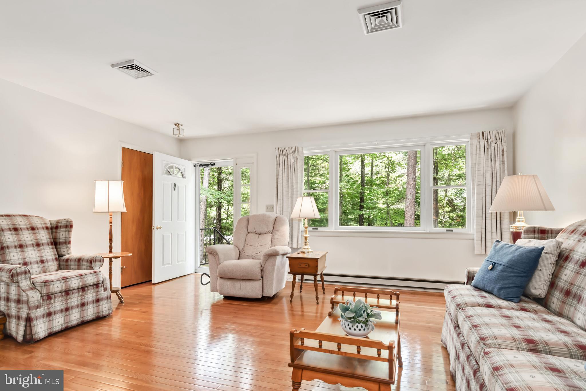 14700 Plains Court Ridgely, MD 21660 - Photo 10 of 53 Living room with open views out front