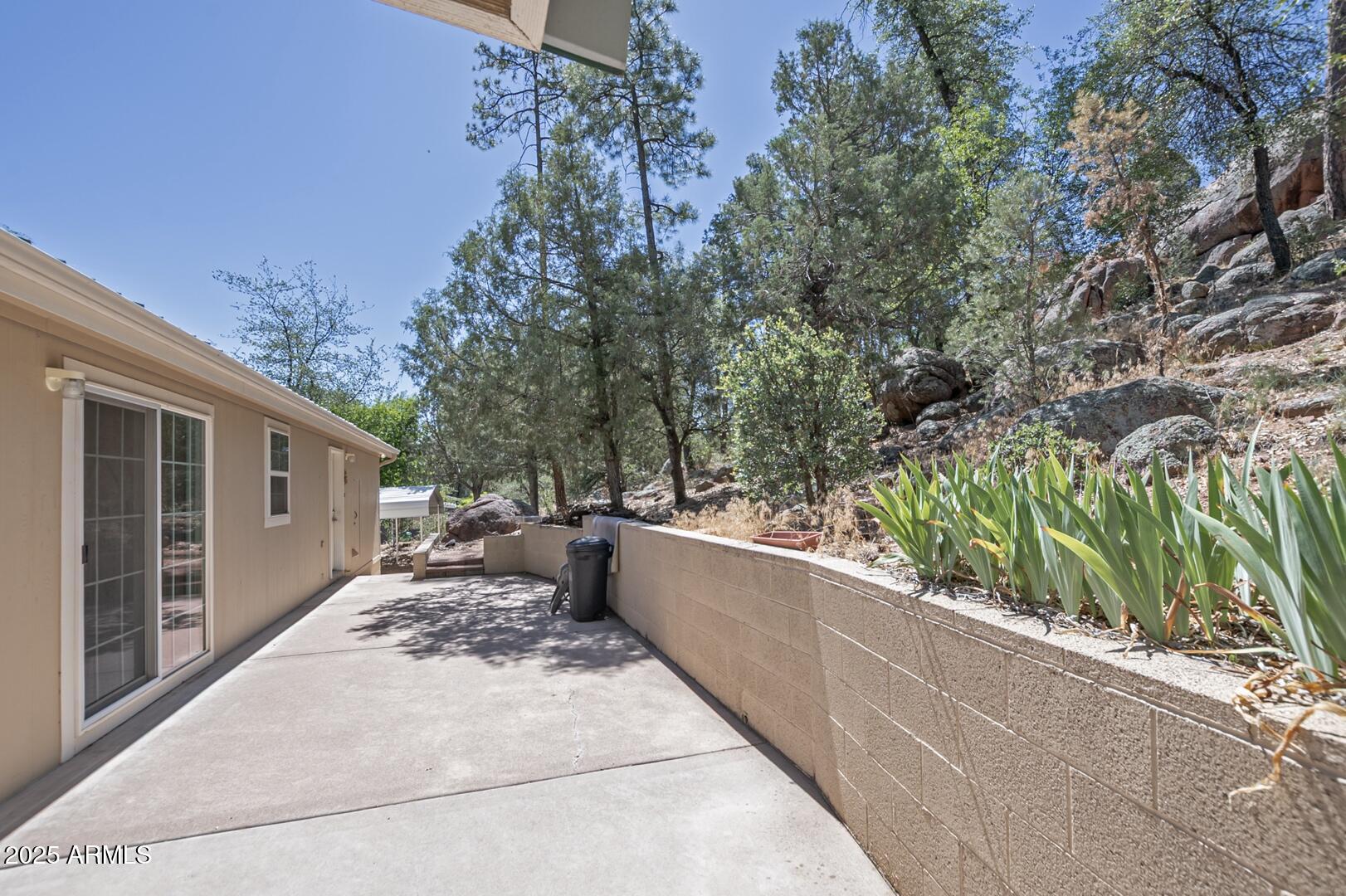 405 East Cherry Street Payson, AZ 85541 - Photo 43 of 47 a view of a back yard from a balcony