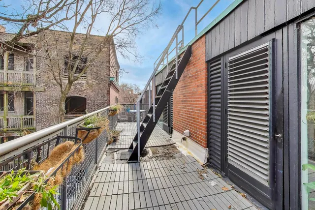 $410,000 | 5551 South University Avenue, Unit 3, Chicago, IL 60637