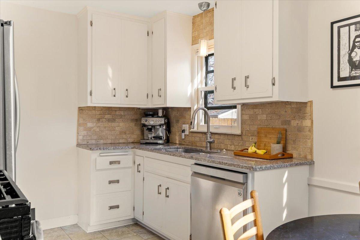 5525 Nokomis Avenue Minneapolis, MN 55417 - Photo 9 of 33