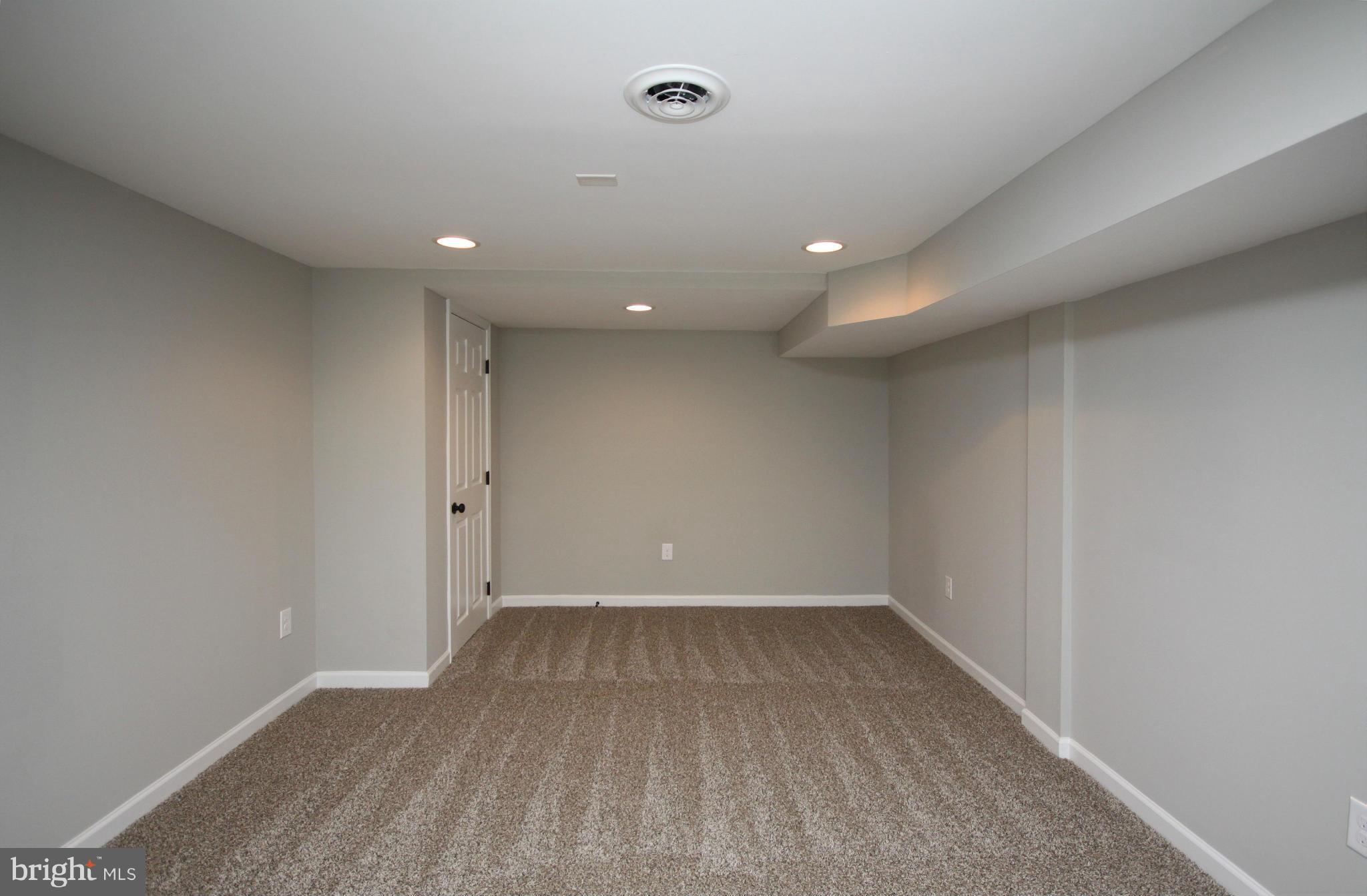 7103 Bexhill Road Baltimore, MD 21244 - Photo 20 of 30 a view of an empty room