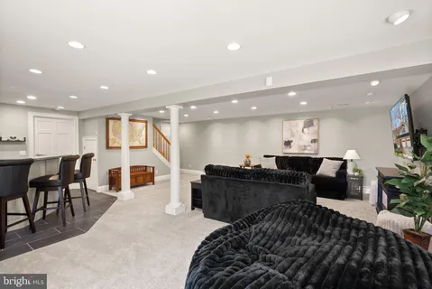 $1,695,000 | 2501 North Nelson Street, Arlington, VA 22207