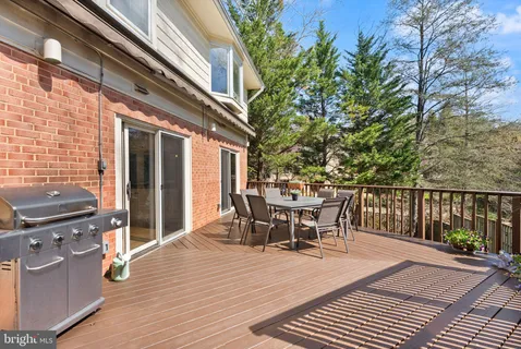 $1,695,000 | 2501 North Nelson Street, Arlington, VA 22207