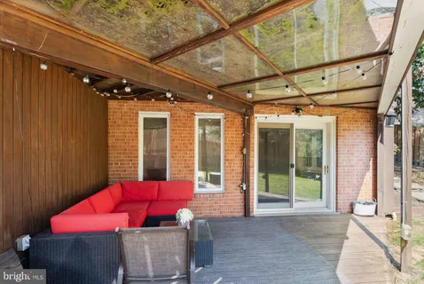 $1,695,000 | 2501 North Nelson Street, Arlington, VA 22207