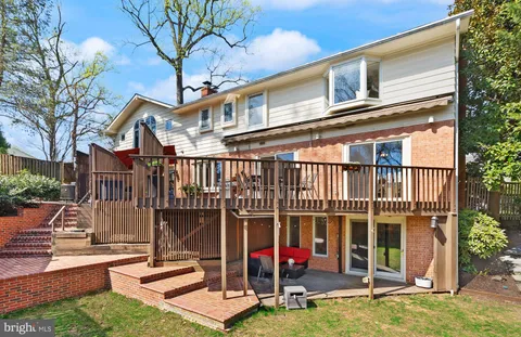 $1,695,000 | 2501 North Nelson Street, Arlington, VA 22207