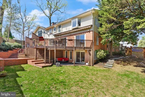 $1,695,000 | 2501 North Nelson Street, Arlington, VA 22207