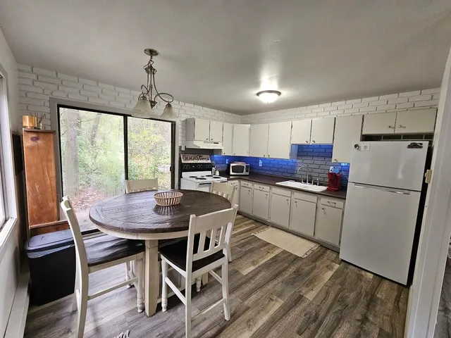 $249,000 | N3172 Lake Drive, Wautoma, WI 54982