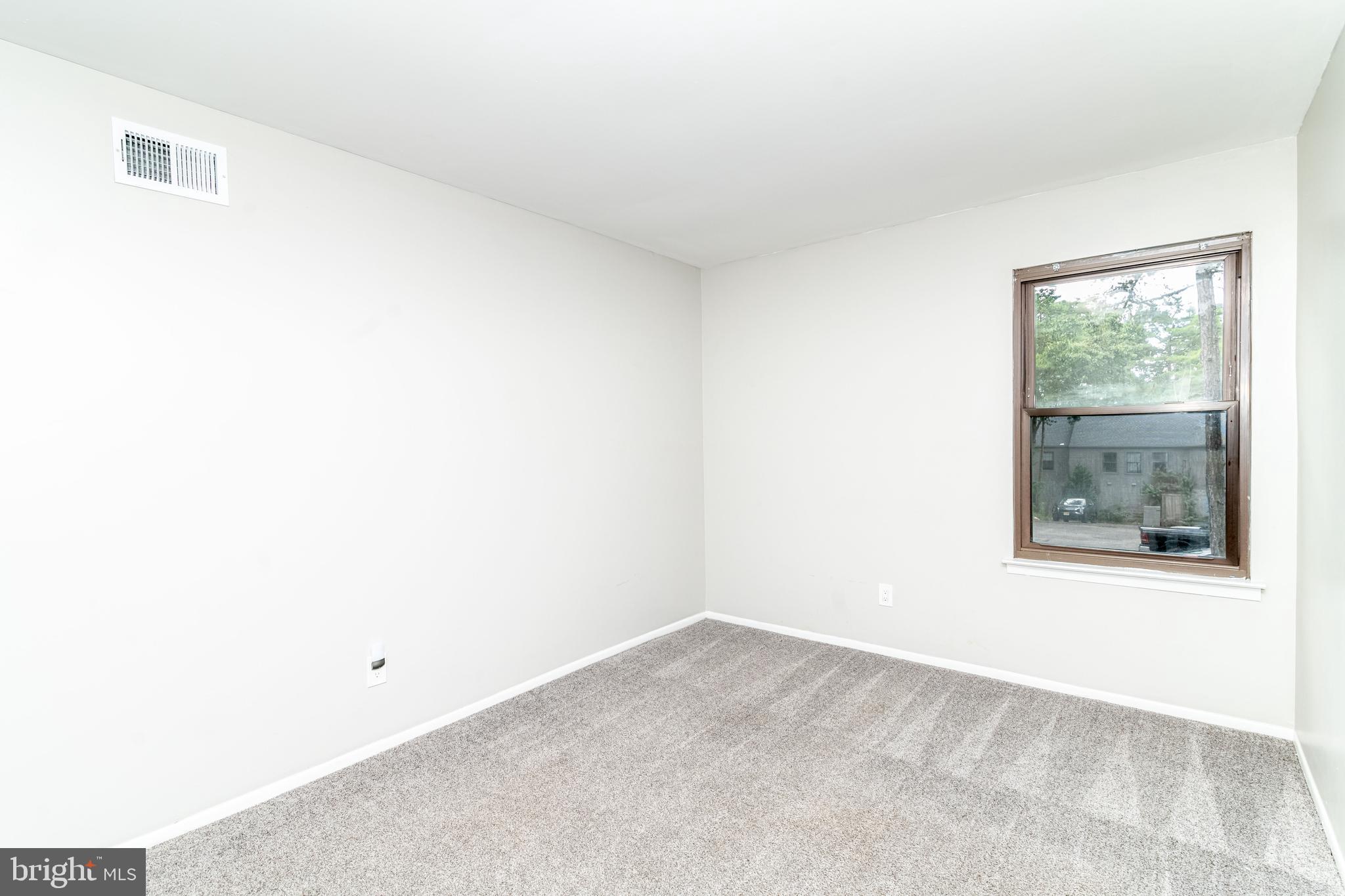 607 Bromley Estate Pine Hill, NJ 08021 - Photo 16 of 26 Bedroom (3)