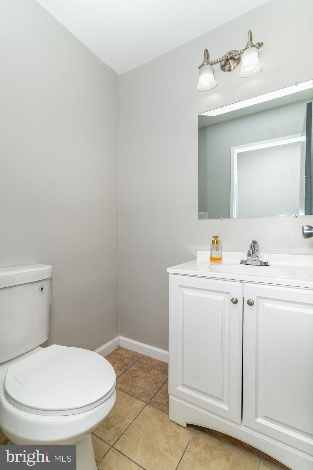 607 Bromley Estate Pine Hill, NJ 08021 - Photo 21 of 26 Bathroom (4)