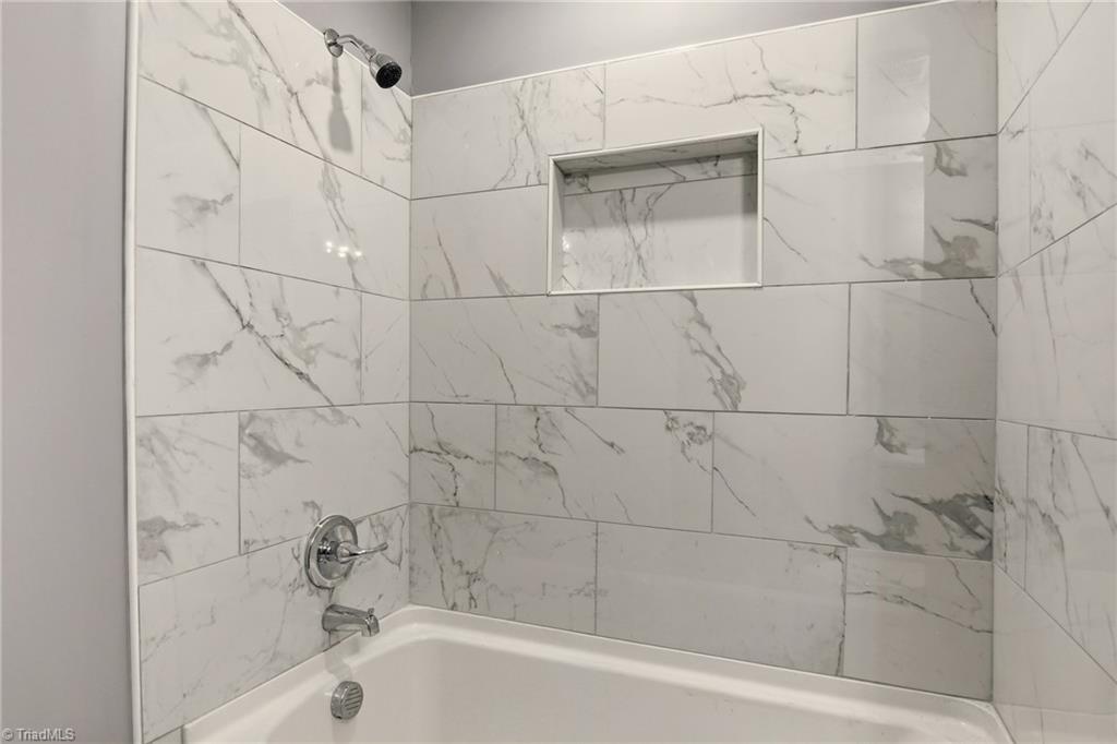 1408 Willow Road Greensboro, NC 27401 - Photo 13 of 25