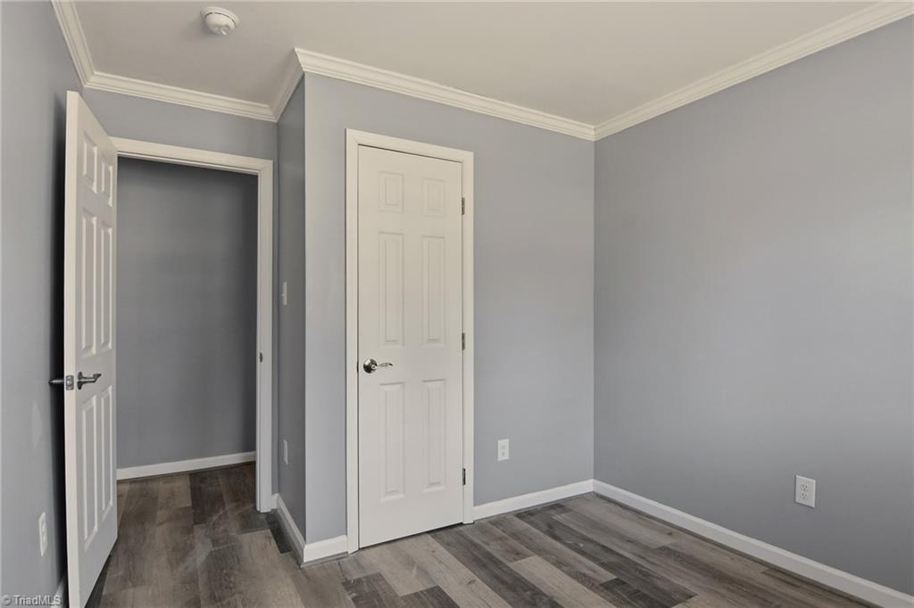 1408 Willow Road Greensboro, NC 27401 - Photo 15 of 25