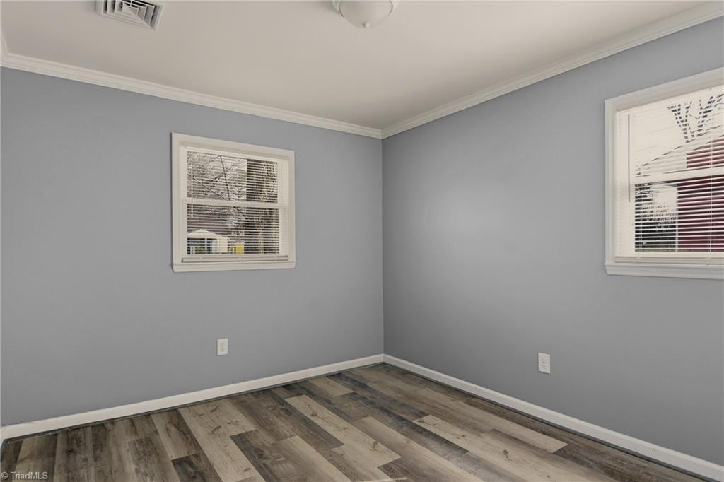 1408 Willow Road Greensboro, NC 27401 - Photo 16 of 25