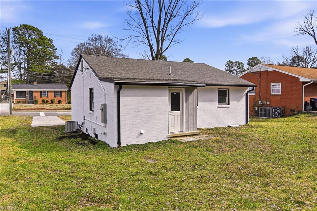 1408 Willow Road Greensboro, NC 27401 - Photo 25 of 25