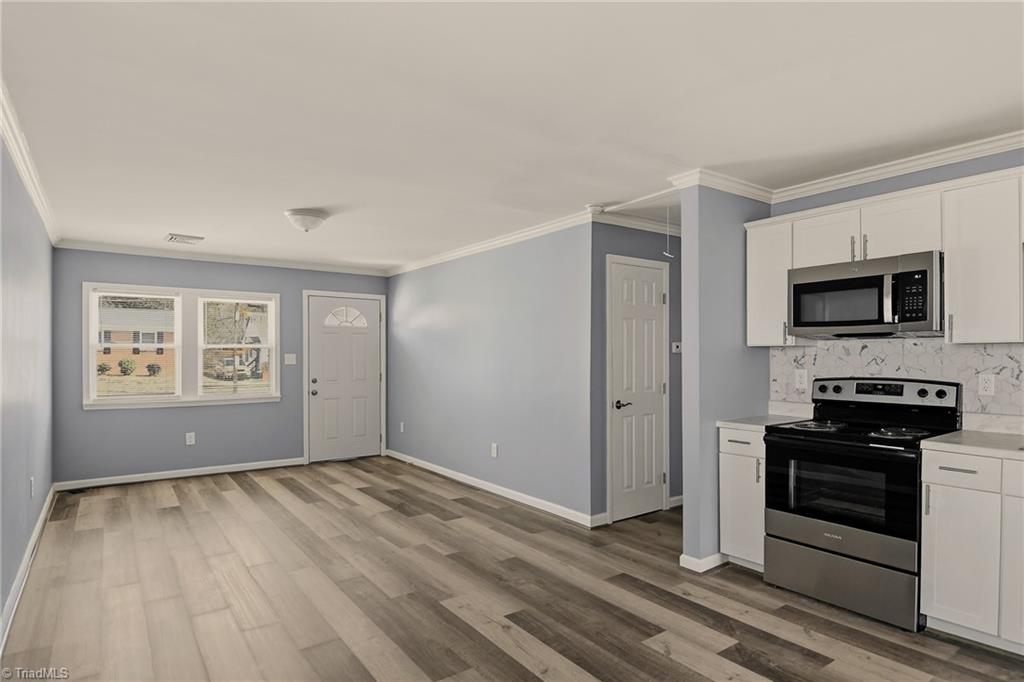 1408 Willow Road Greensboro, NC 27401 - Photo 4 of 25