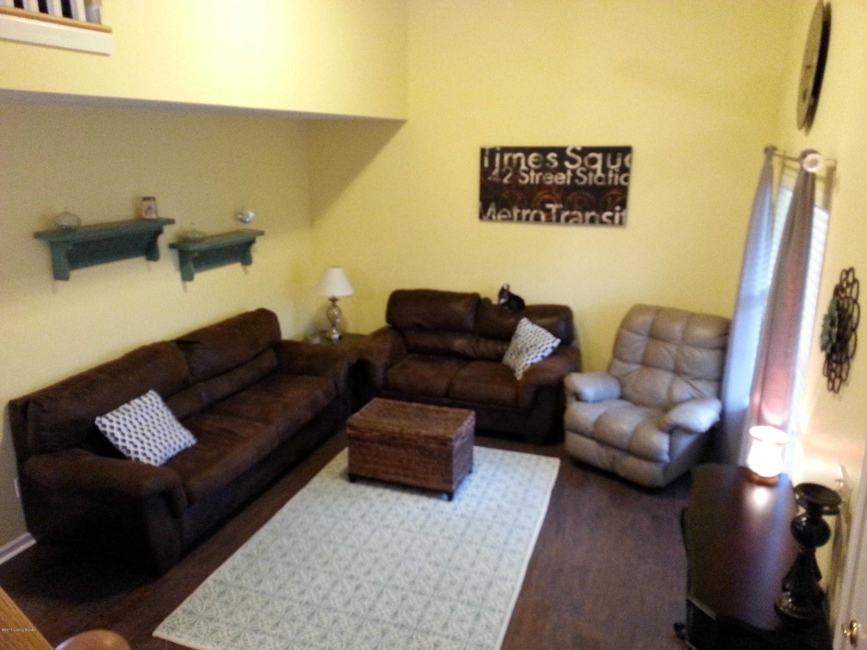 10301 Vantage Road Jeffersontown, KY 40299 - Photo 9 of 54 20150319_172618.jpg