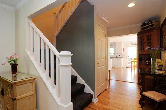 189 Barberry Road Highland Park, IL 60035 - Photo 2 of 15