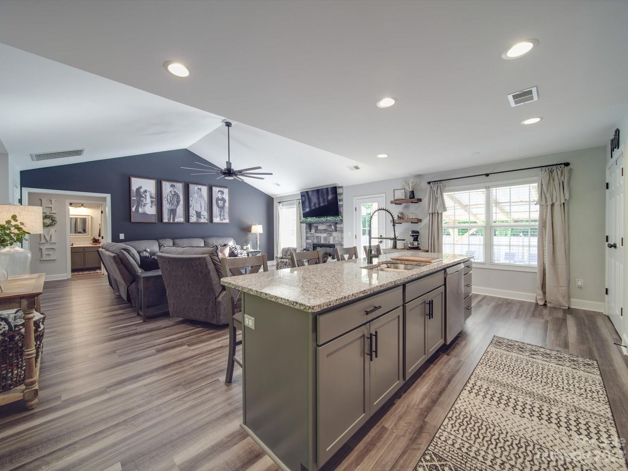 639 Edwards Road Fort Lawn, SC 29714 - Photo 8 of 46 Gallery Image 8