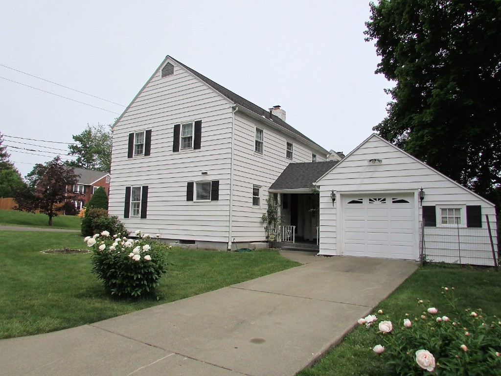 39 Brookfield Road Binghamton, NY 13903 - Photo 2 of 33 Gallery Image 2