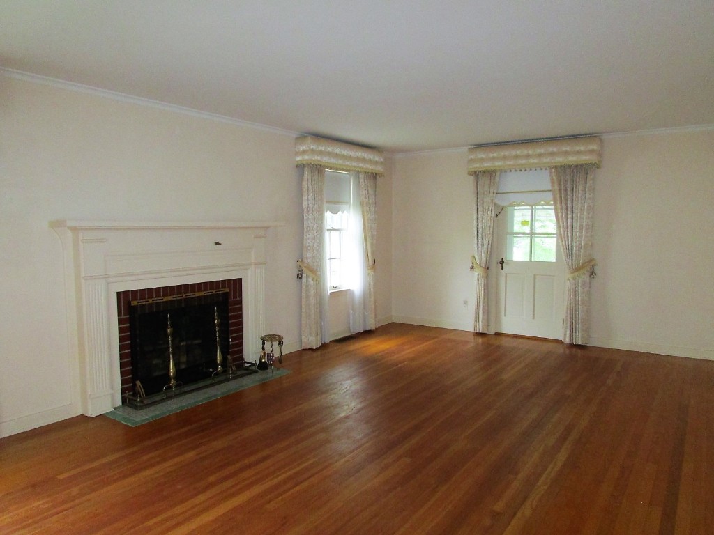 39 Brookfield Road Binghamton, NY 13903 - Photo 4 of 33 Gallery Image 4