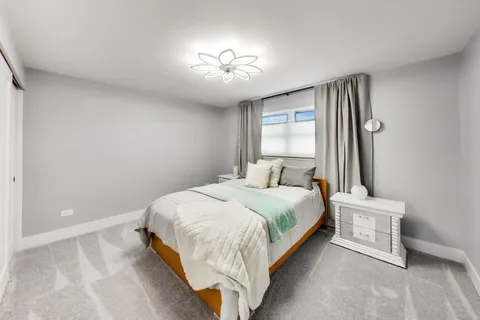 $235,000 | 925 South 8th Avenue, Unit 12, La Grange, IL 60525